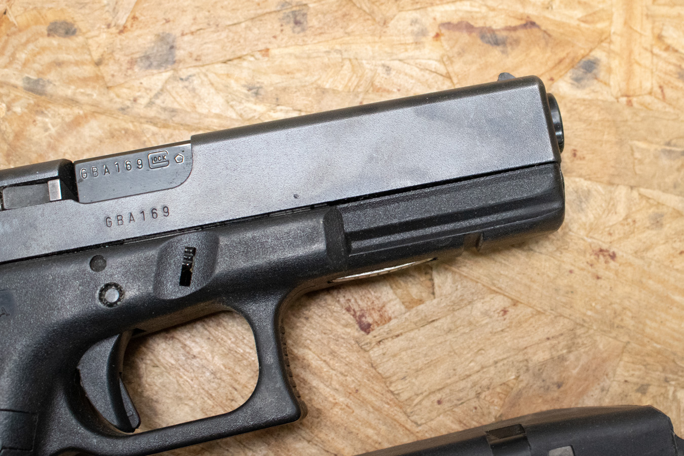 GLOCK 22 Gen3 40 S&W Police Trade-In Pistols (Very Good Condition)